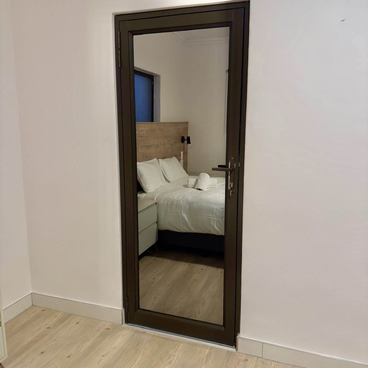 Upper Queen Grey mirrored door